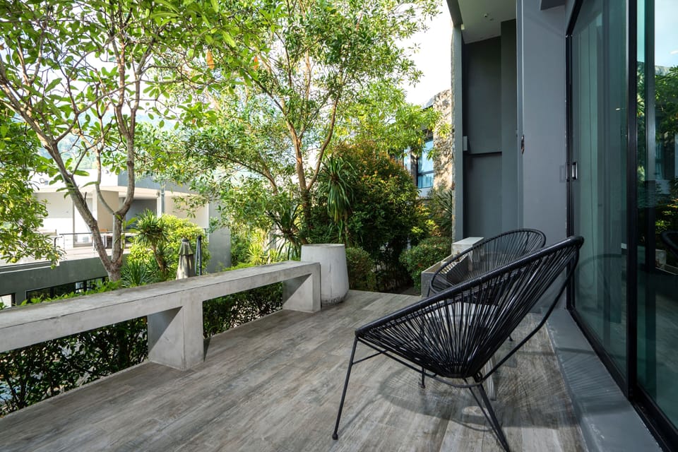 Design Villa, 2 Bedrooms, Balcony, Mountain View | Balcony