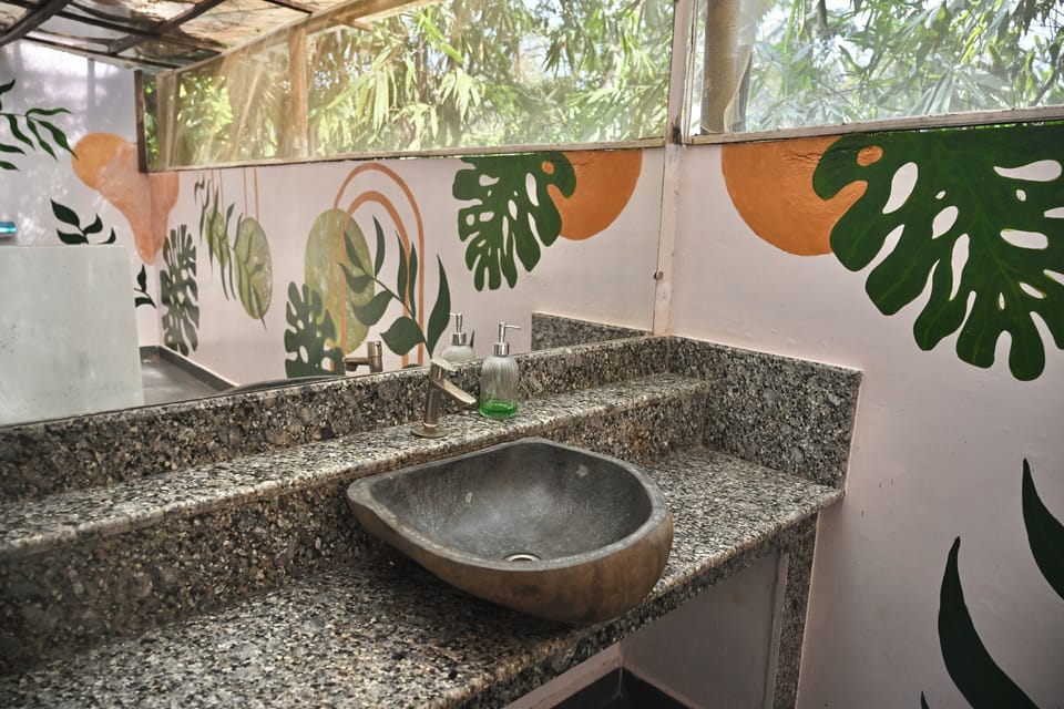 Nature View Room | Bathroom