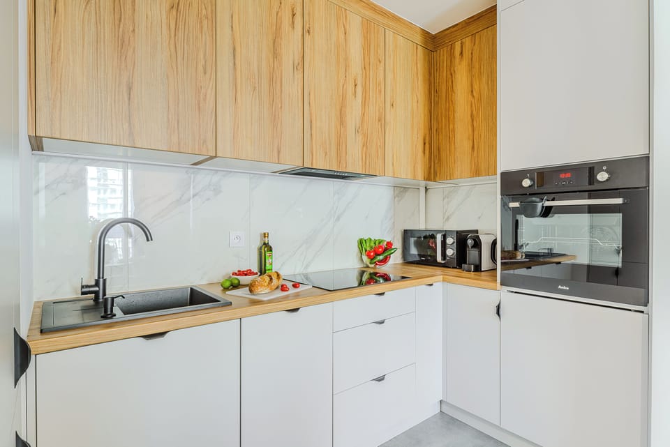 Electric kettle, toaster, freezer