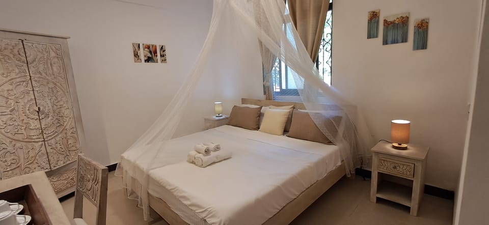 Standard Single Room, Garden View | Premium bedding, in-room safe, laptop workspace, WiFi (free)
