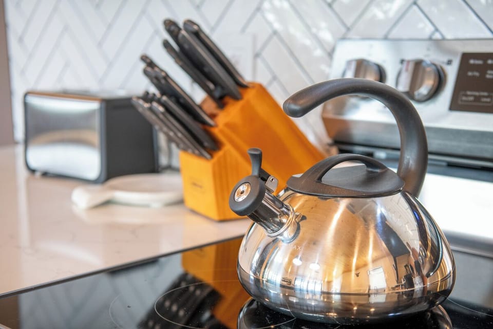 Serenity Awaits' fully equipped kitchen