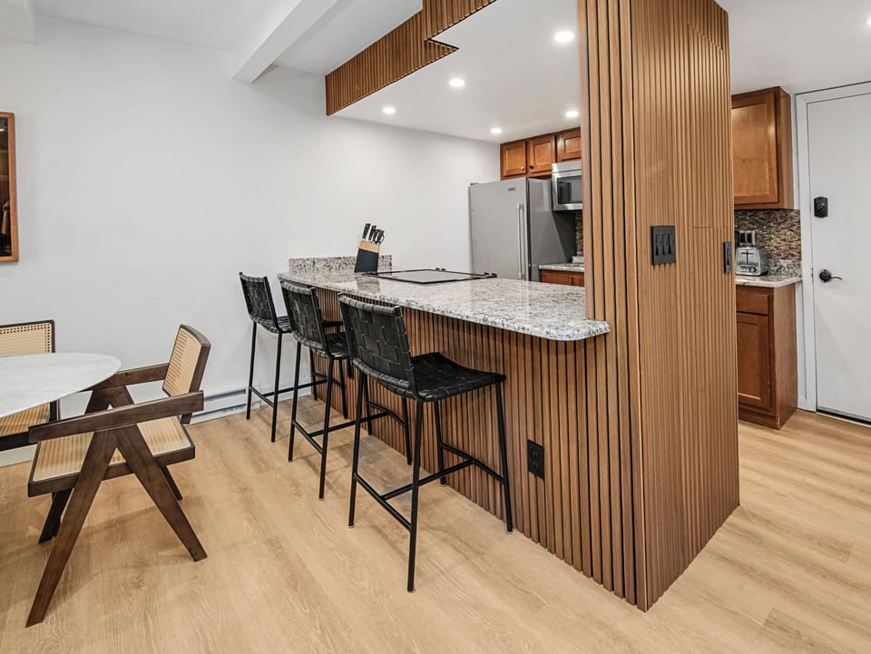 Kitchen Counter Seating