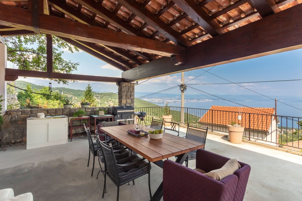 House, Smoking | 4 bedrooms