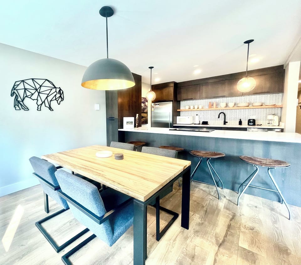 Condo, Multiple Beds, Patio, Pool View (Park Place C-103) | Dining