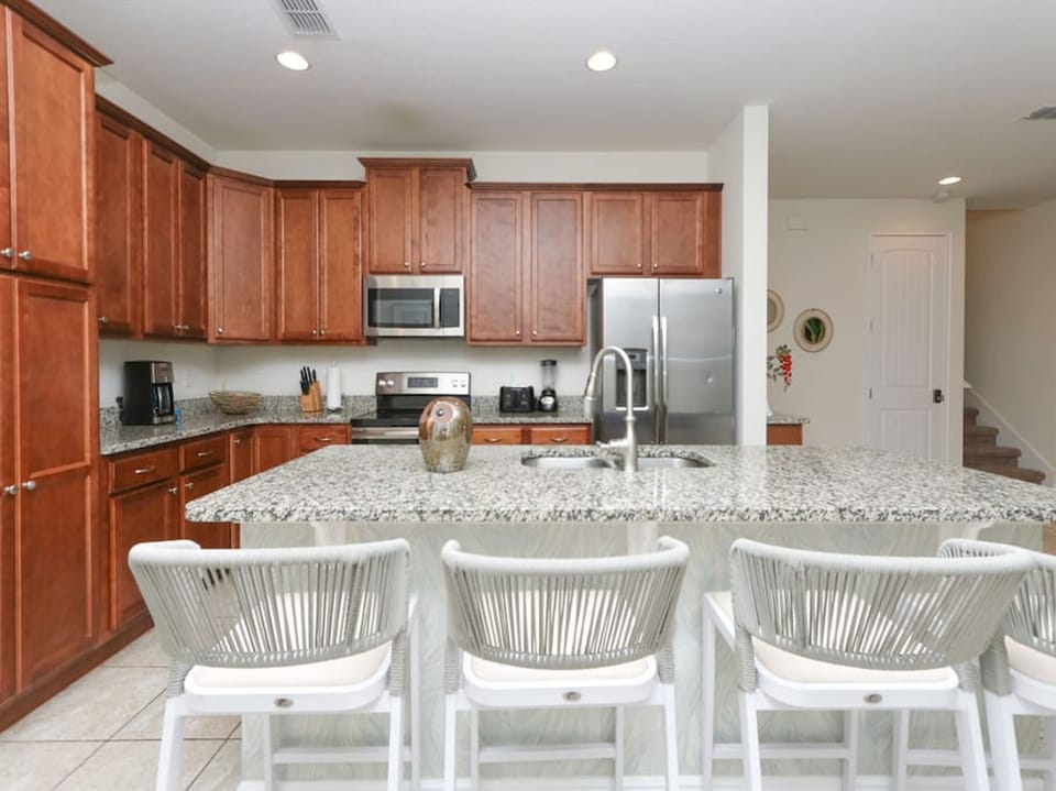 House, Accessible | 8 bedrooms, desk, Internet