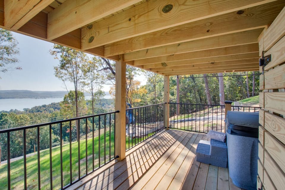 Private Hot Tub with Lake Views