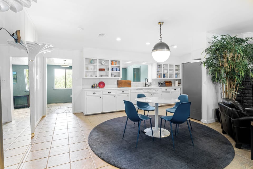 House, 3 Bedrooms, Private Pool, River View | Private kitchen | Full-size fridge, microwave, oven, stovetop