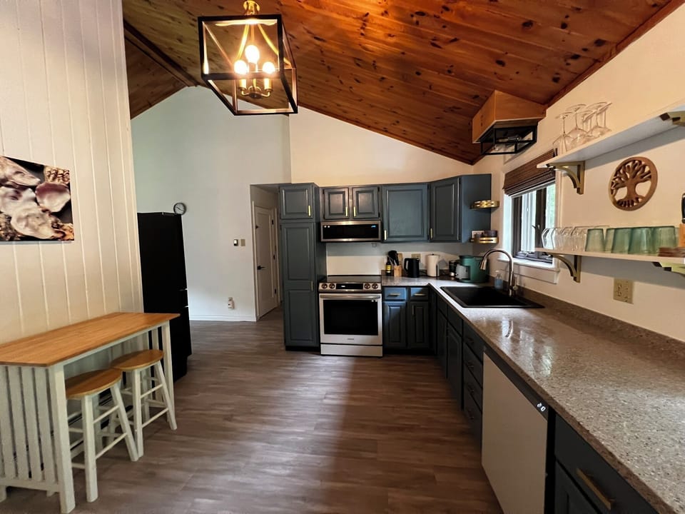 Kitchen 2