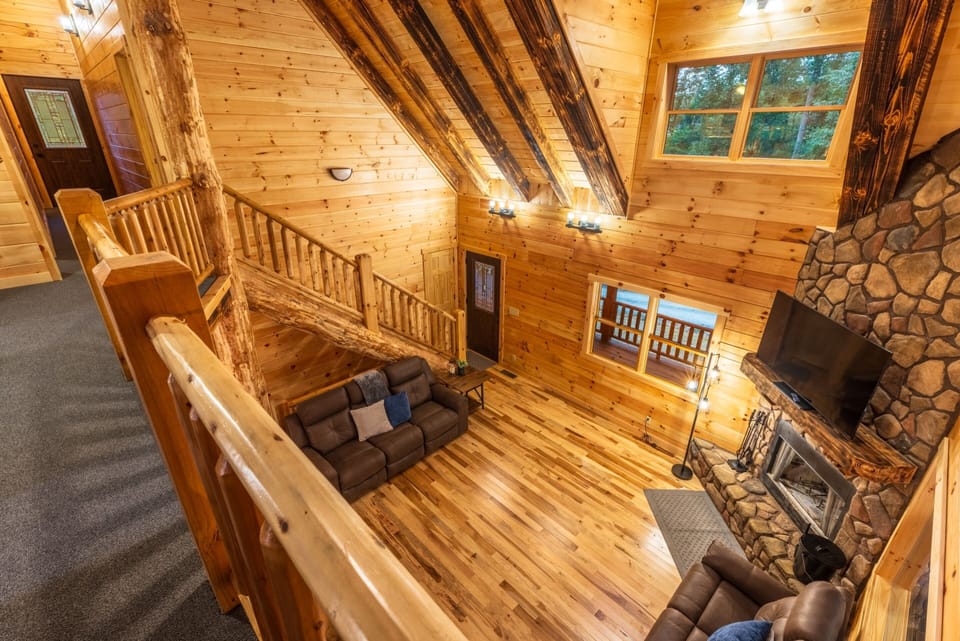Looking toward Stairway, from Open Loft, with Great Room on right - Moonlight Ridge Lodge