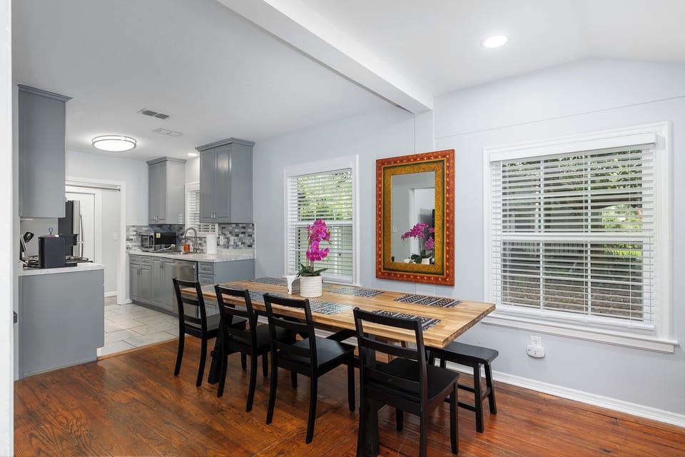 Dining room table can seat 8