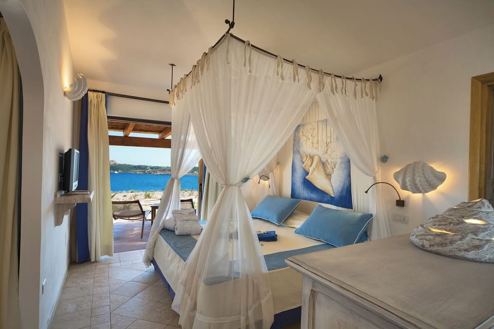Presidential Suite, Sea View | Minibar, in-room safe, blackout drapes, cribs (free)