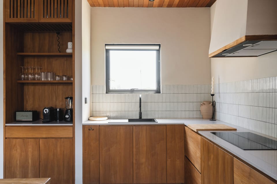 Deluxe Villa, 1 Bedroom, Non Smoking | Private kitchen | Fridge, microwave, stovetop, coffee/tea maker