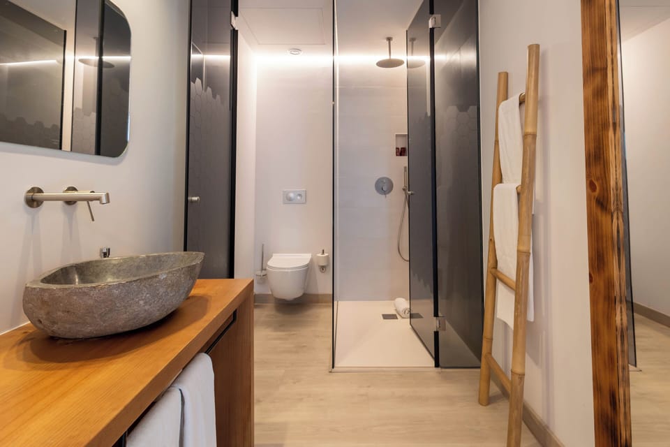 Premium Double or Twin Room, Patio, Courtyard Area | In-room safe, desk, laptop workspace, blackout drapes