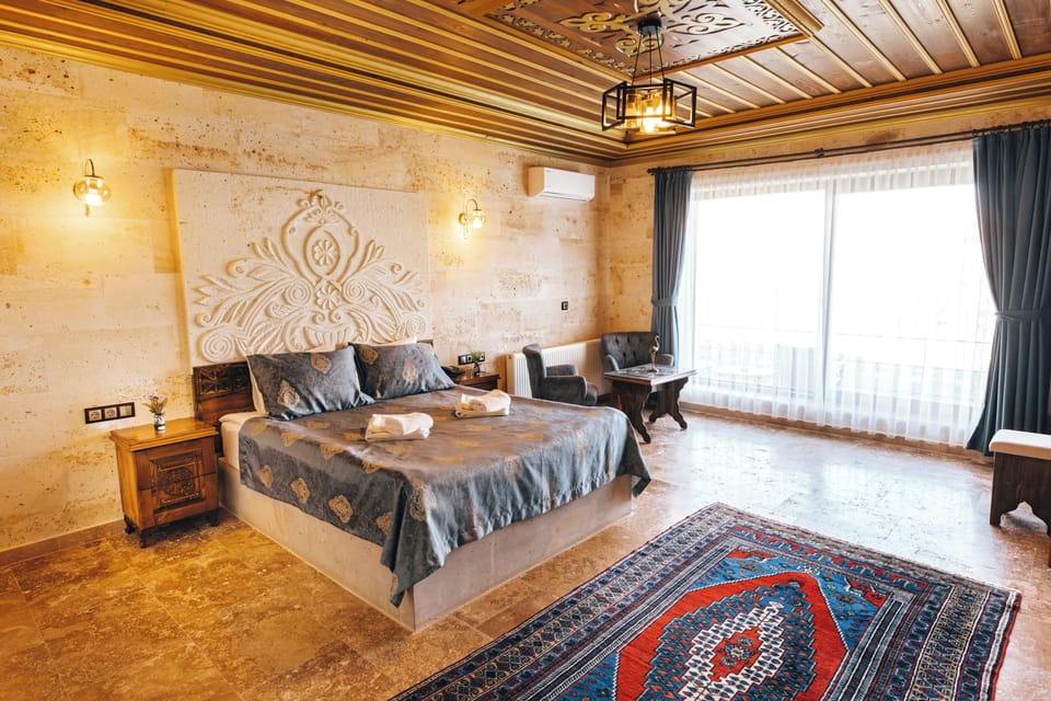 Comfort Double Room, Balcony | Desk, laptop workspace, free WiFi, bed sheets