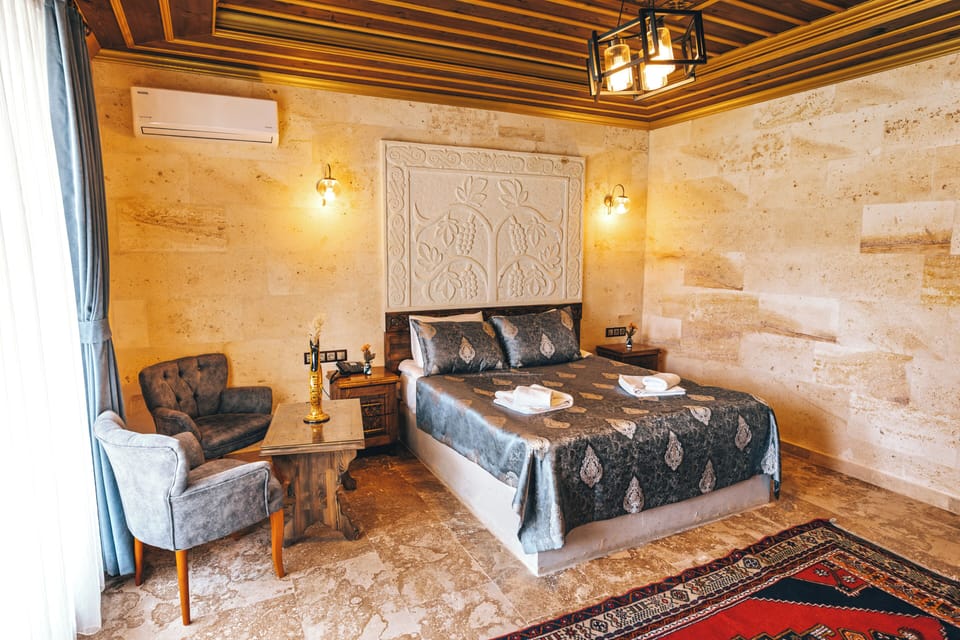 Comfort Double Room, Balcony | Desk, laptop workspace, free WiFi, bed sheets