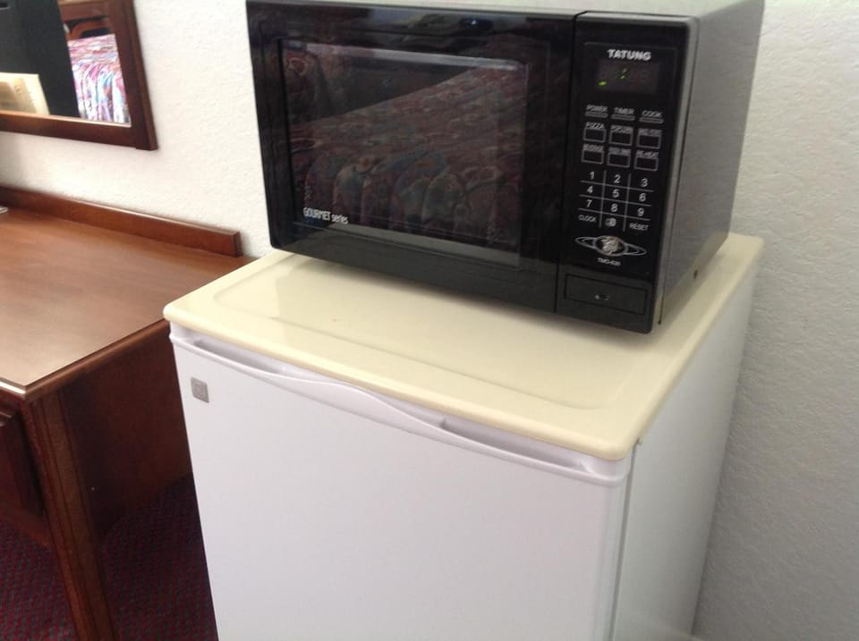 Fridge, microwave, coffee/tea maker
