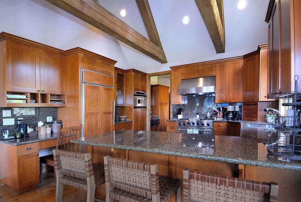 Spacious kitchen