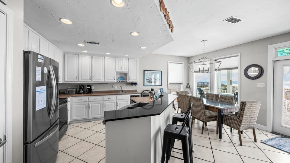 Fernhill by the Sea - - Fully equipped kitchen