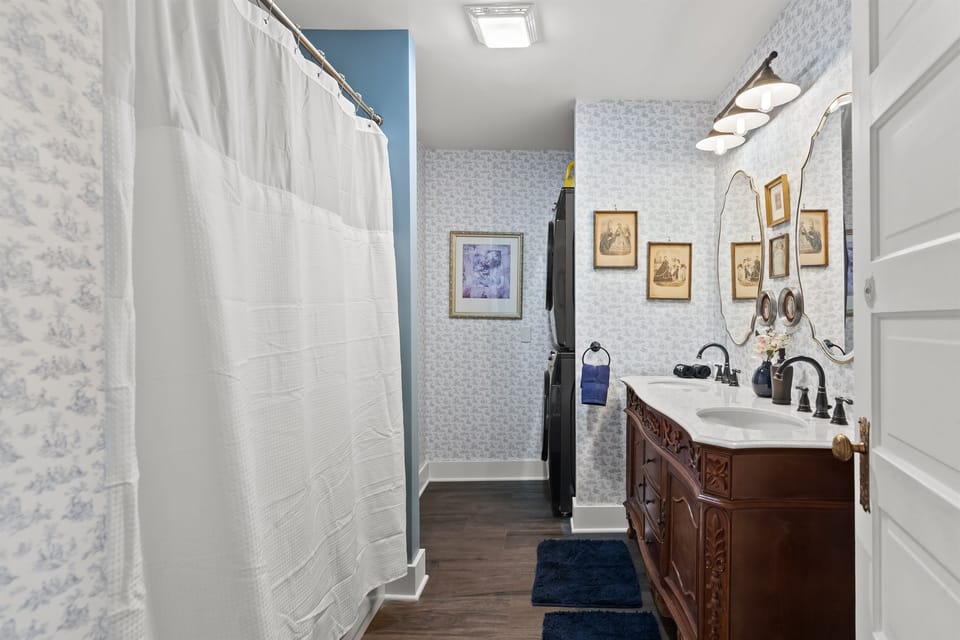 Full Bathroom with Double Vanity