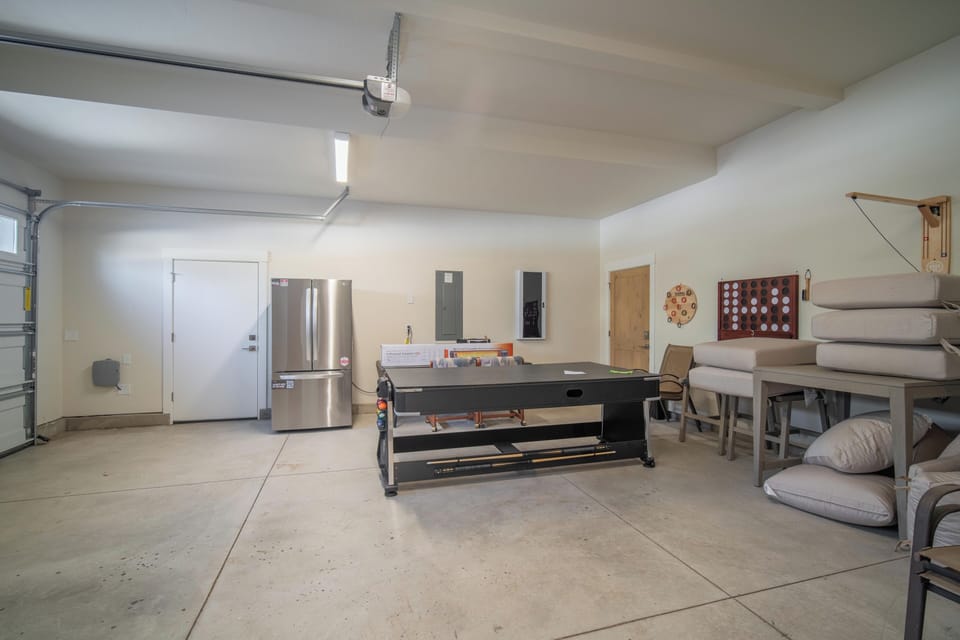18185 Forestbrook-38