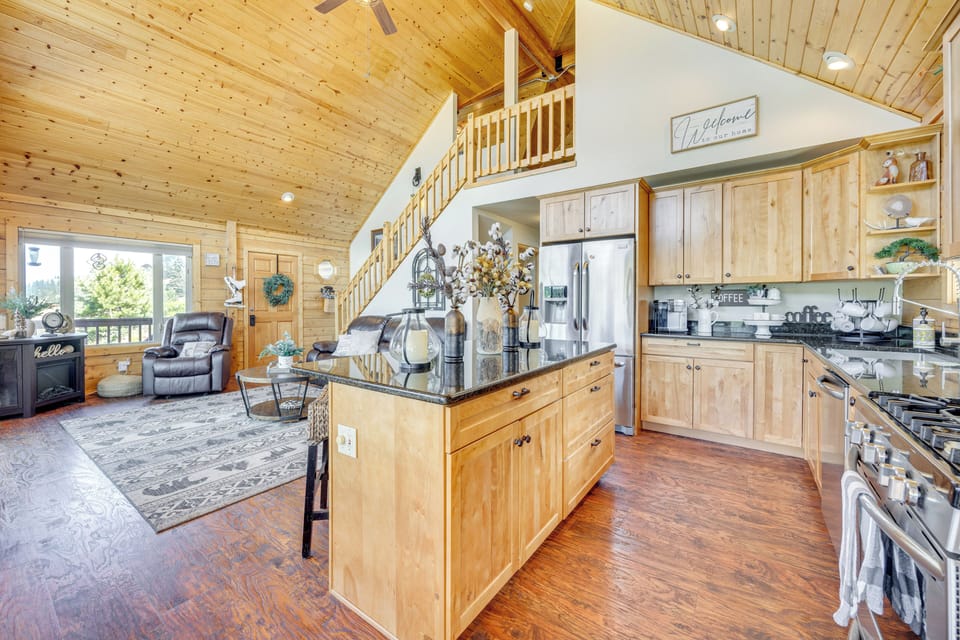 House (3 Bedrooms) | Interior
