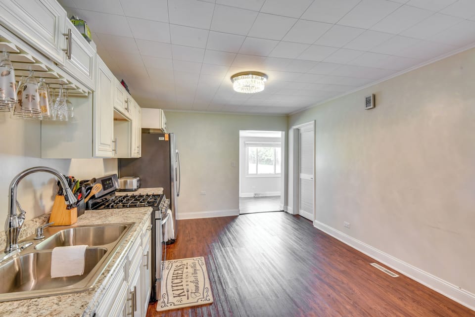 House (3 Bedrooms) | Interior