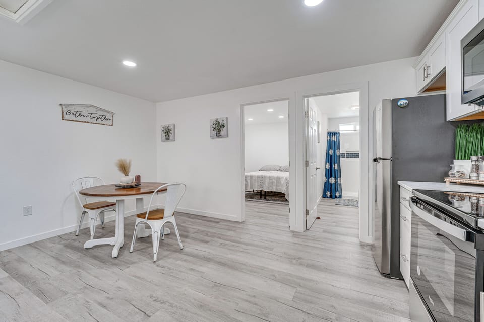 Apartment (1 Bedroom) | Interior