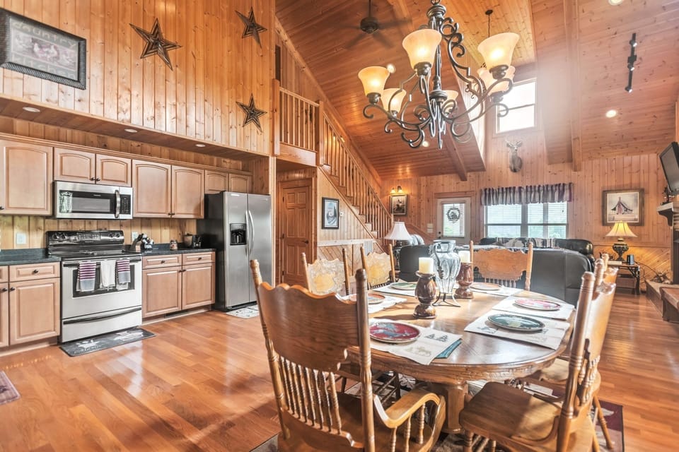 House, 3 Bedrooms | Private kitchen | Coffee/tea maker, fridge, oven, toaster