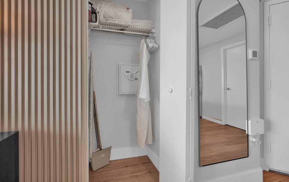 Comfort Apartment, 1 King Bed, Kitchenette, Bay View | 1 bedroom, free WiFi