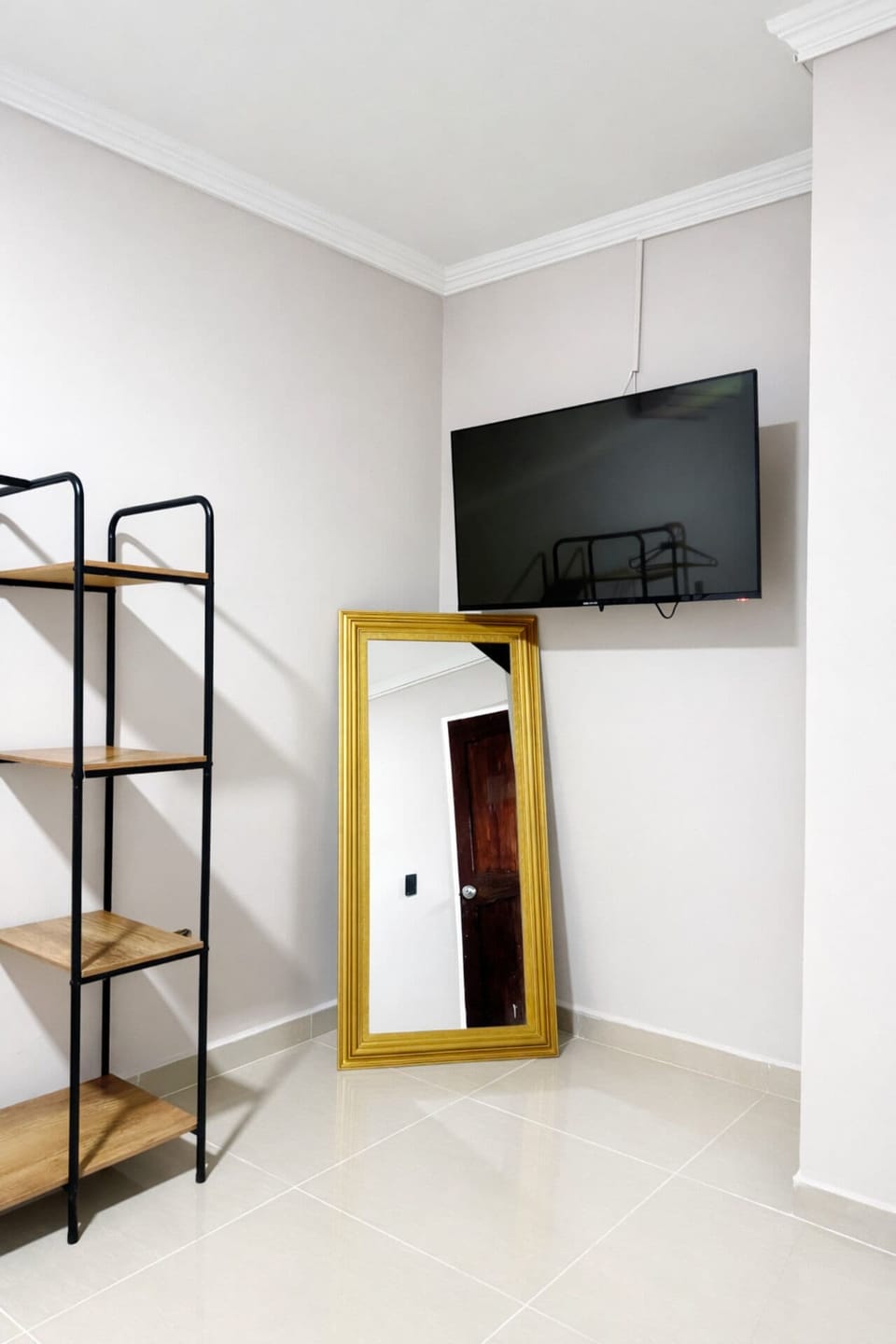 Standard Double Room, Housekeeping | Television