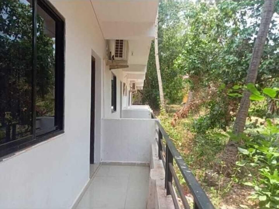 Deluxe Room, Balcony, Garden View | Free WiFi
