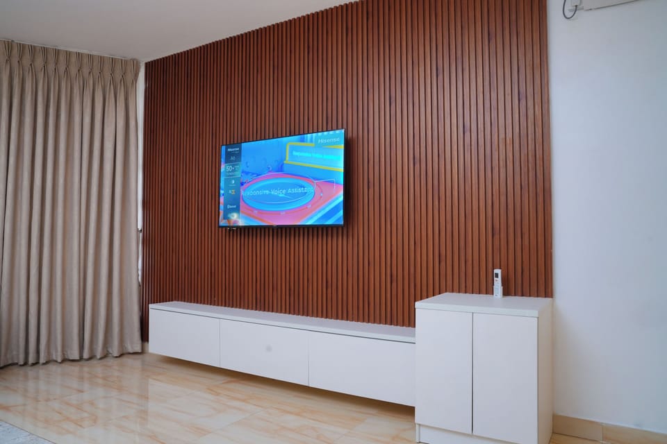 Double Room, City View | Desk, laptop workspace, free WiFi
