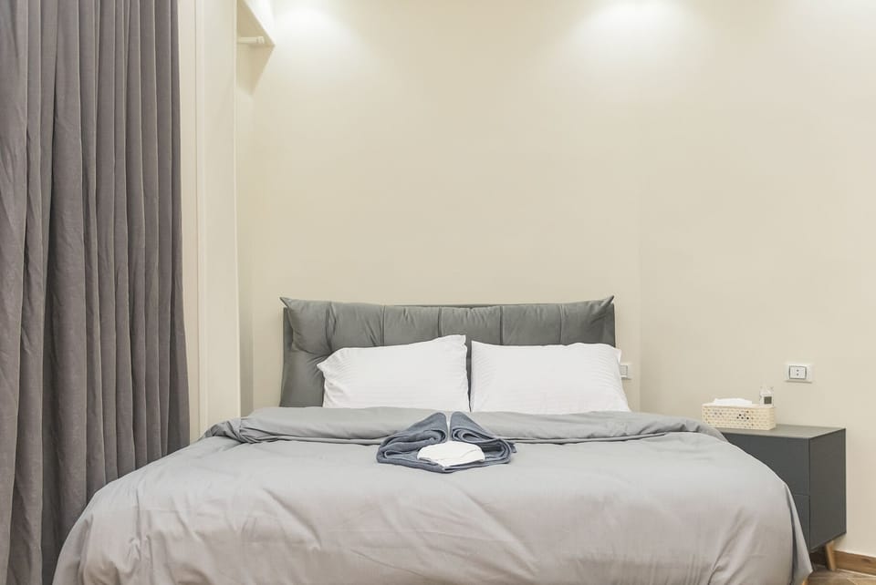 Deluxe Double Room, Balcony, Garden View | Soundproofing