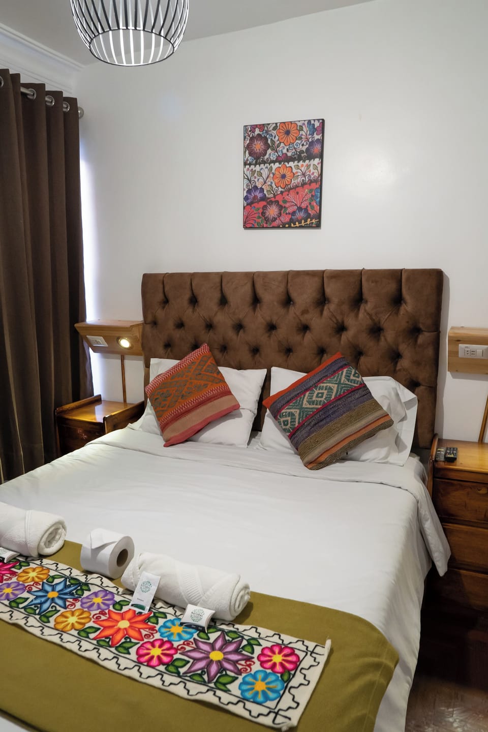Classic Room | Down comforters, free WiFi