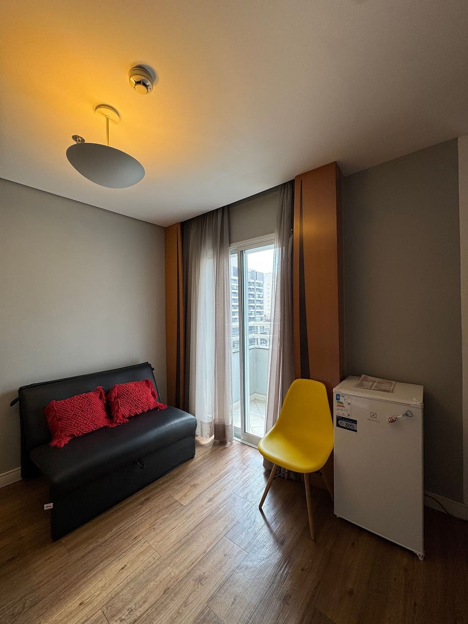 Apartment | Living area | TV