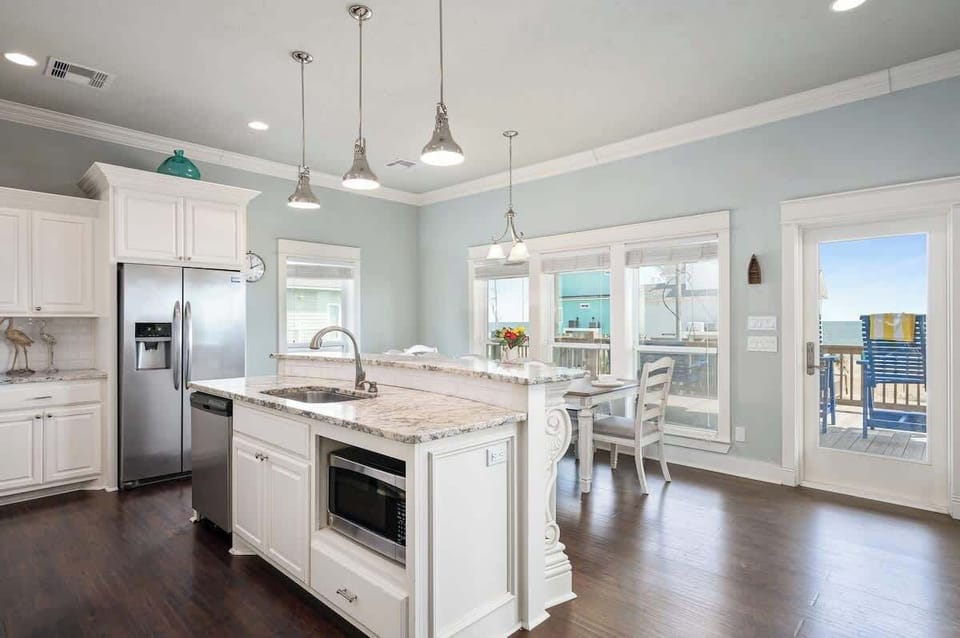 Modern, stainless steel appliances make keeping everyone fed a breeze