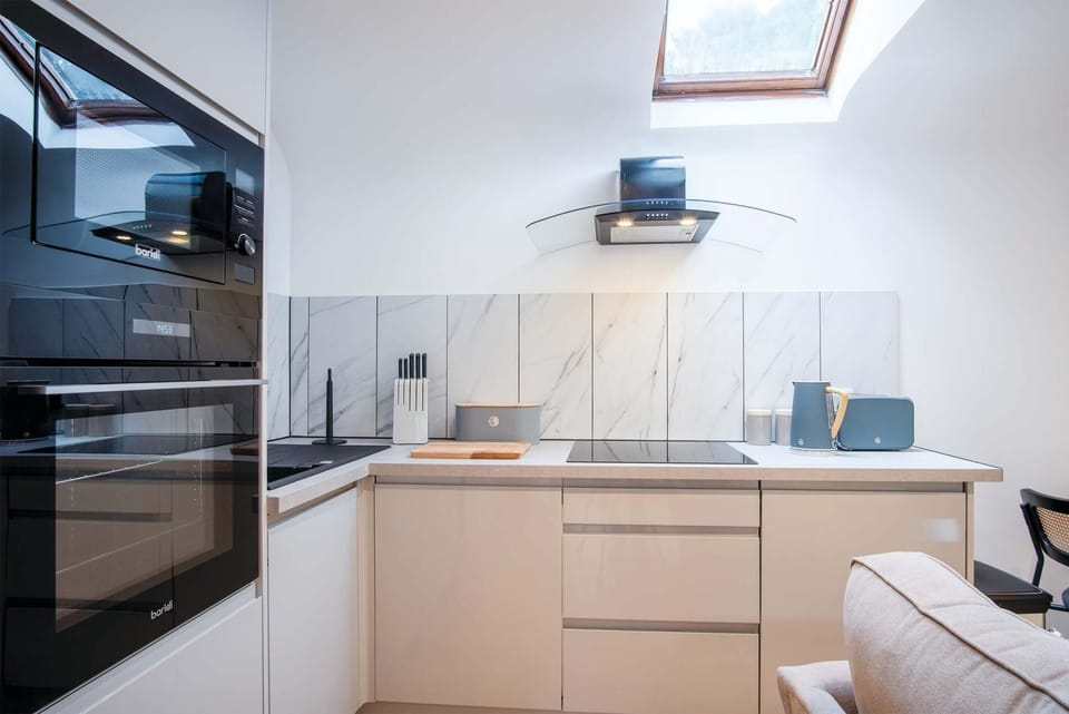 The Lobster Pot - 1 Bedroom Apartment - Tenby (23697)