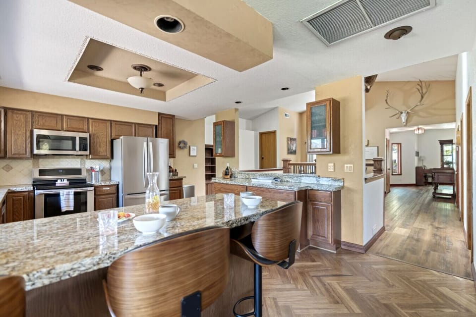 Main-level Kitchen