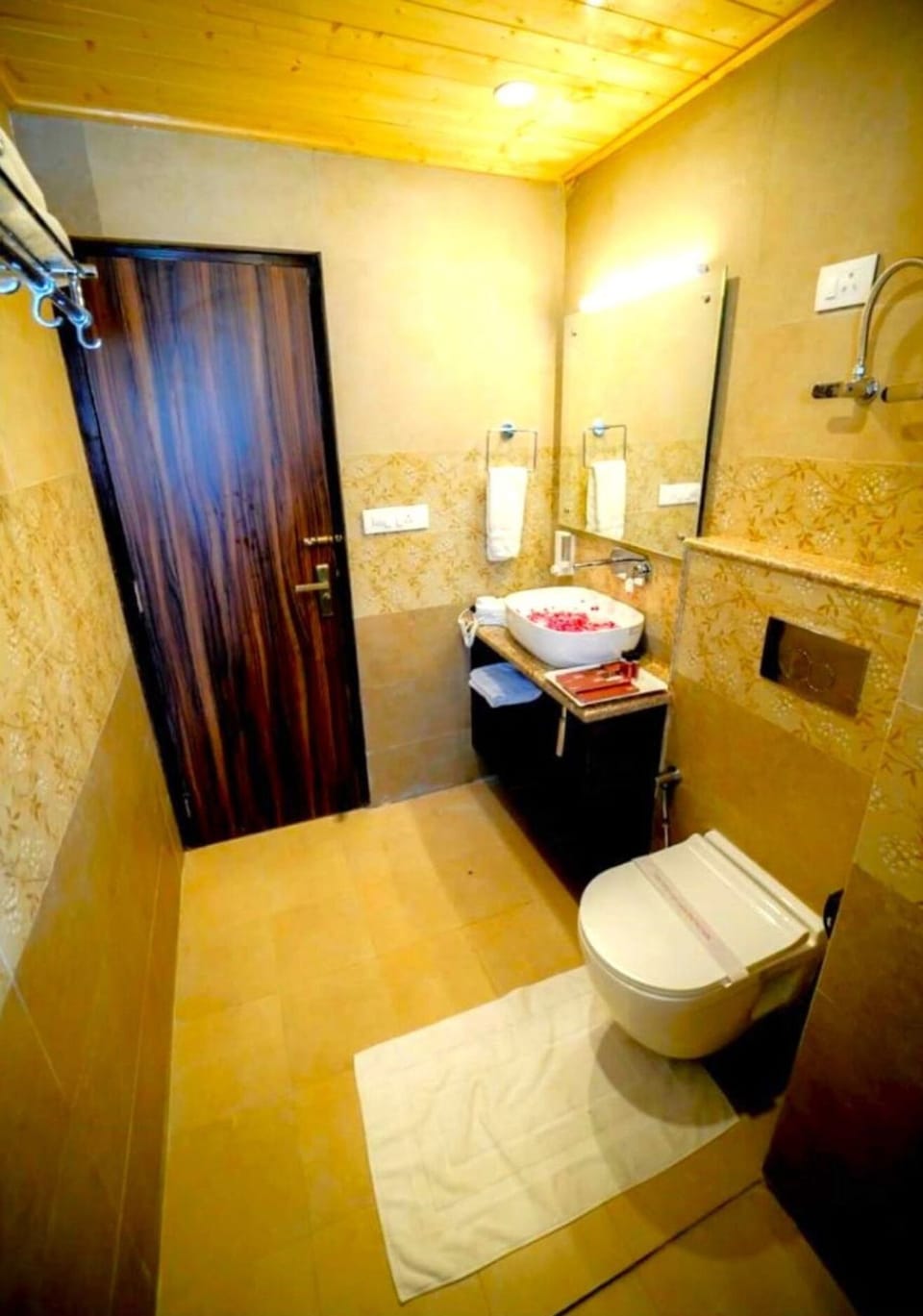 Shower, free toiletries, hair dryer, slippers