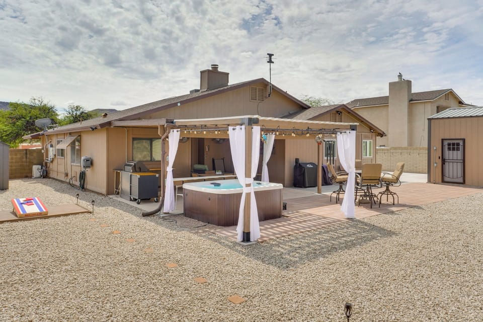 House (2 Bedrooms) | Interior