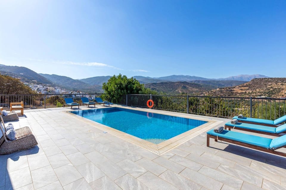 Villa Kastalia image