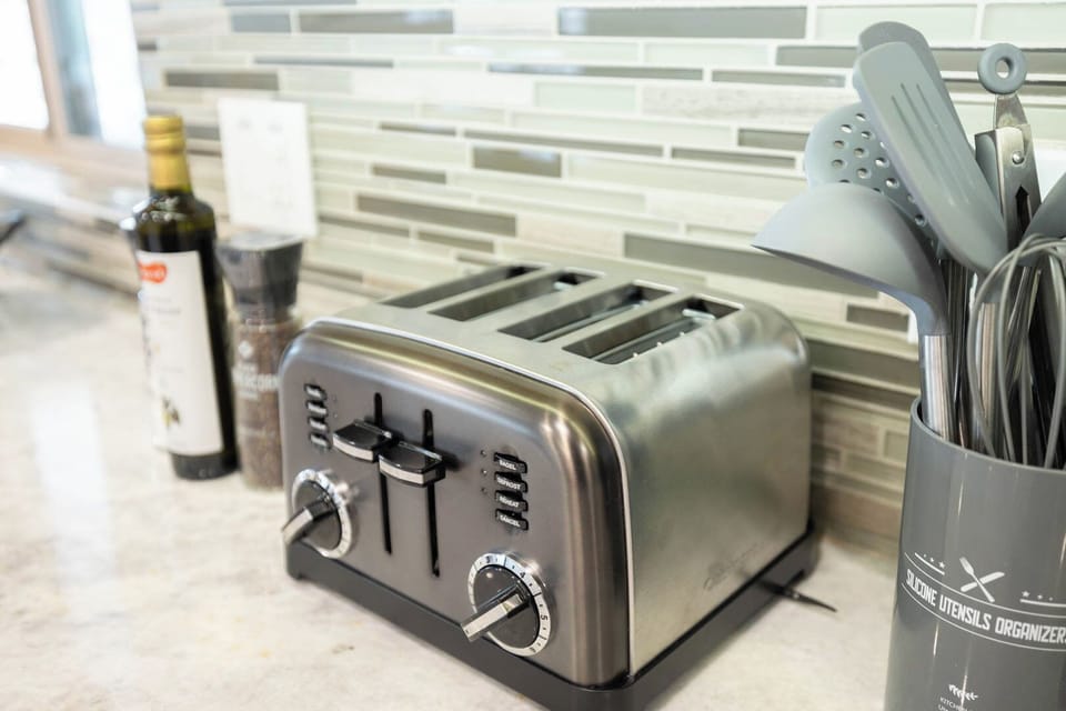 Toaster