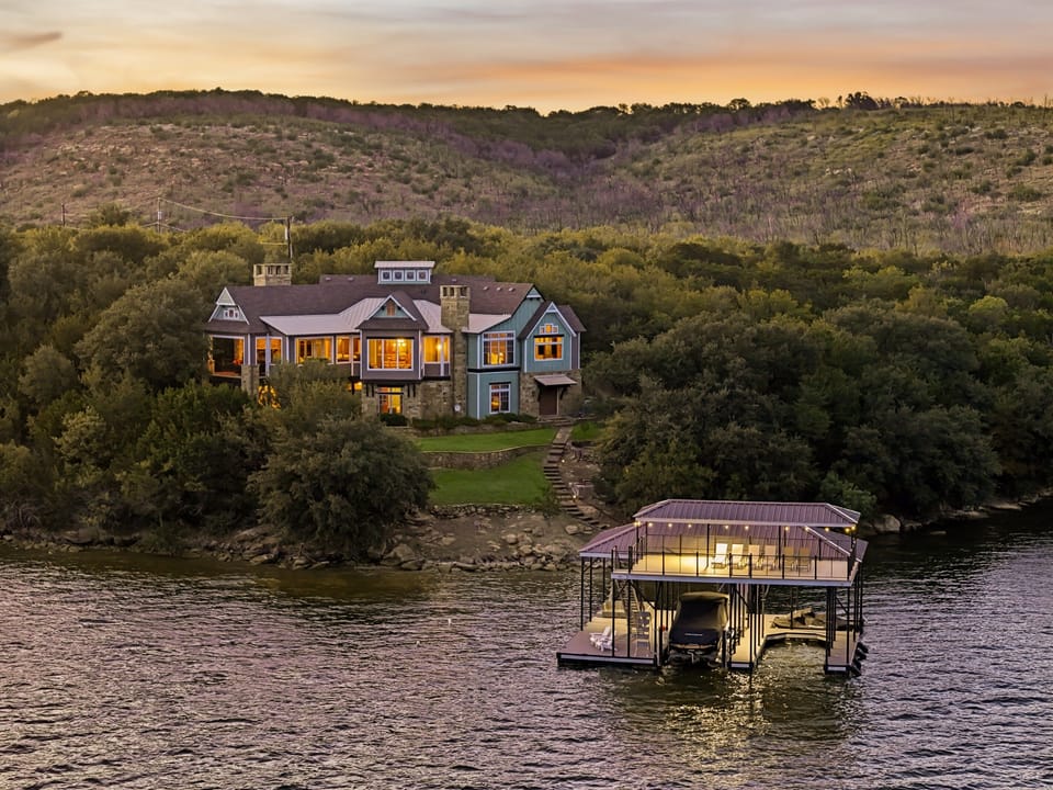 Sunset Manor- with DOCK!