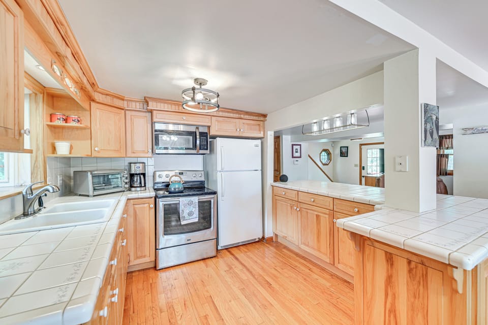 Kitchen | 1st Floor | Drip Coffee Maker | Toaster Oven