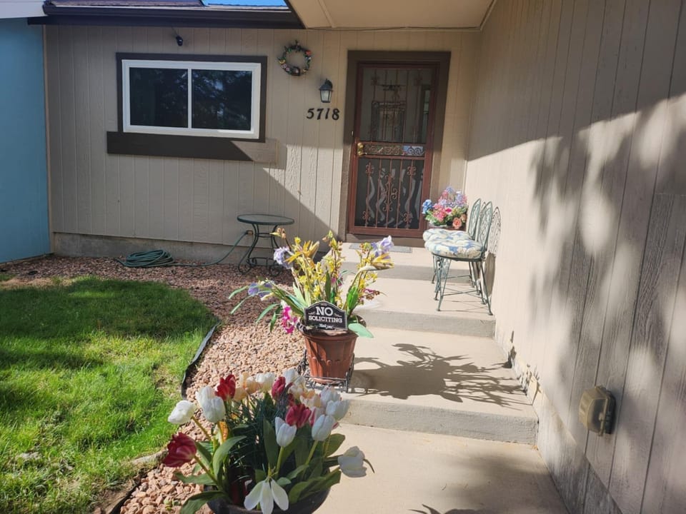 Lighted entrance, heavy-duty security door, smoking area