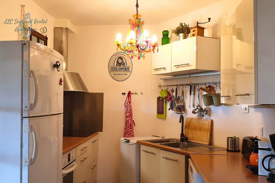 Fully equipped kitchen