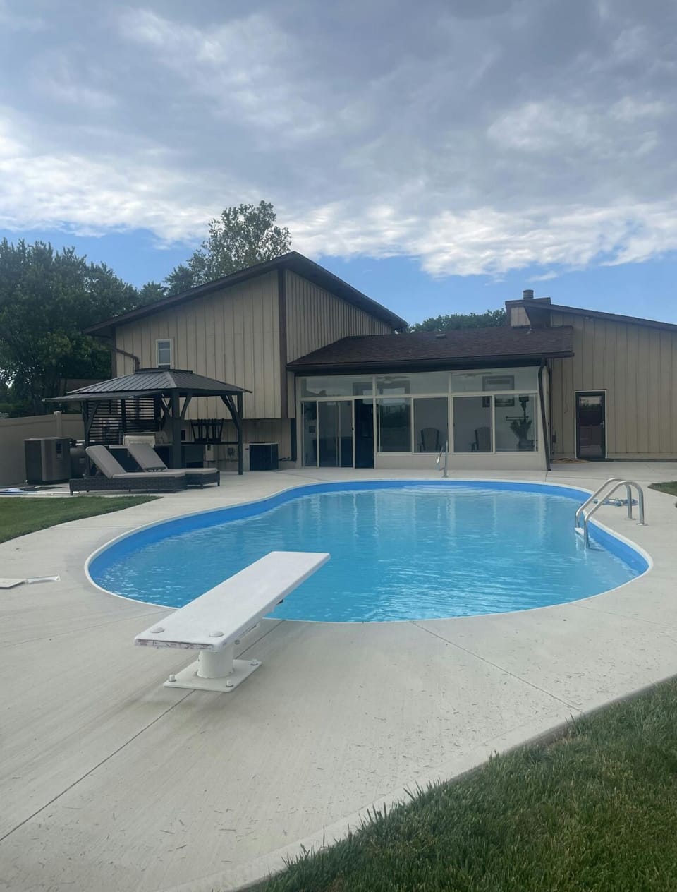 Pool