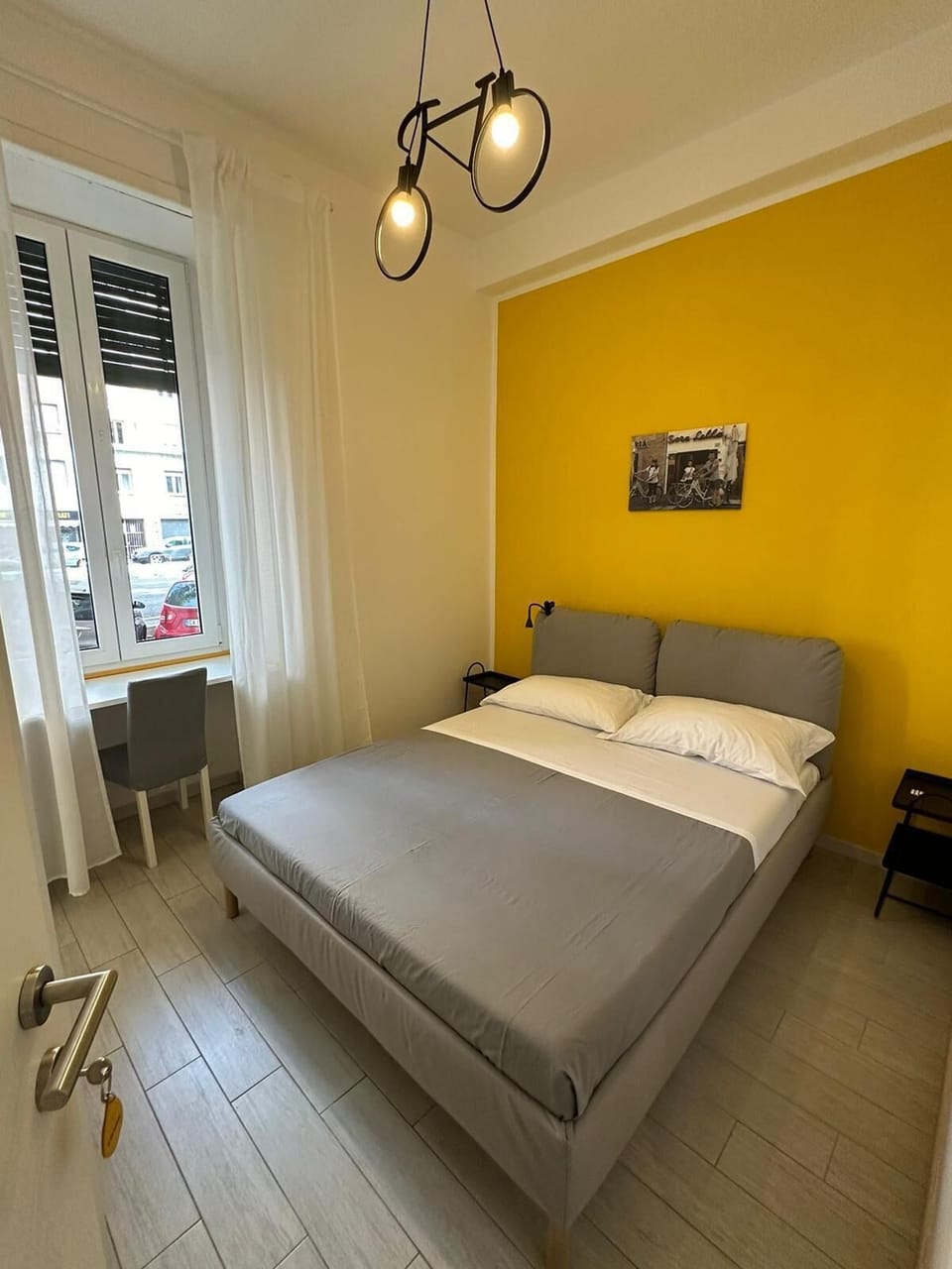 Deluxe Double Room, 1 Queen Bed, Non Smoking, Private Bathroom | Desk, laptop workspace, iron/ironing board, free WiFi