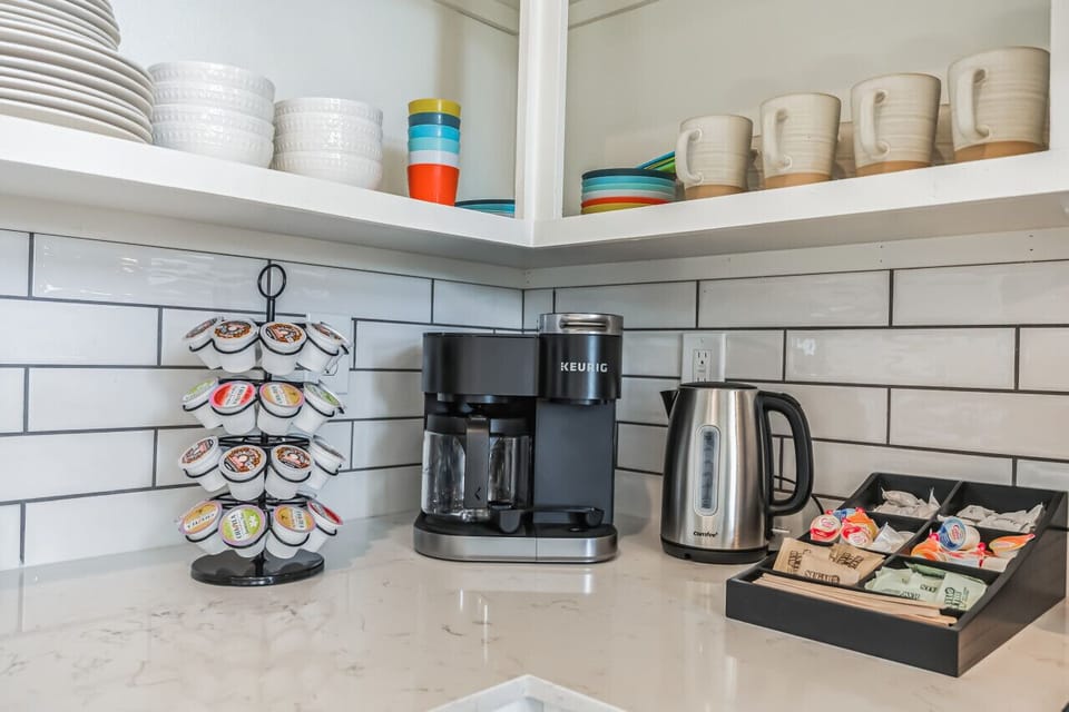 Coffee station w/ Keurig, regular coffee maker, tea kettle, and more