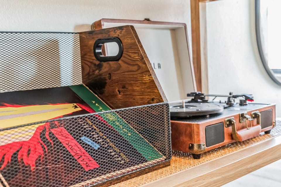 Bluetooth record player